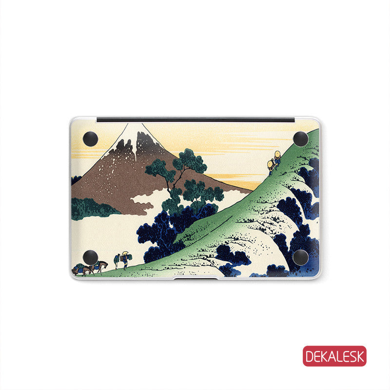 Snow Mountain - MacBook Bottom Skin - DEKALESK